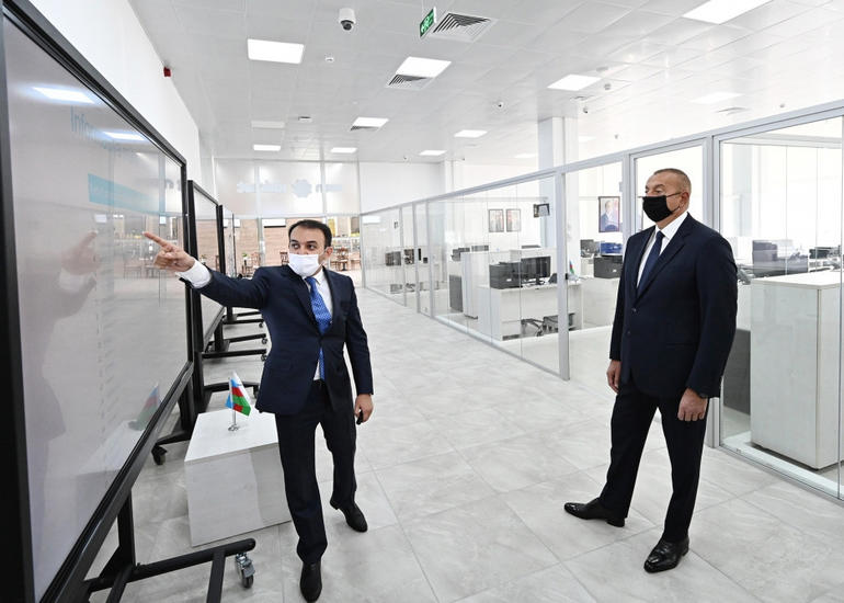 Prezident İlham Əliyev 6 saylı Bakı “ASAN xidmət” mərkəzinin açılışında iştirak edib