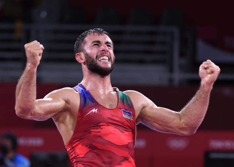 Tokio-2020: Azərbaycan güləşçisi erməniyə qalib gələrək medal qazanıb