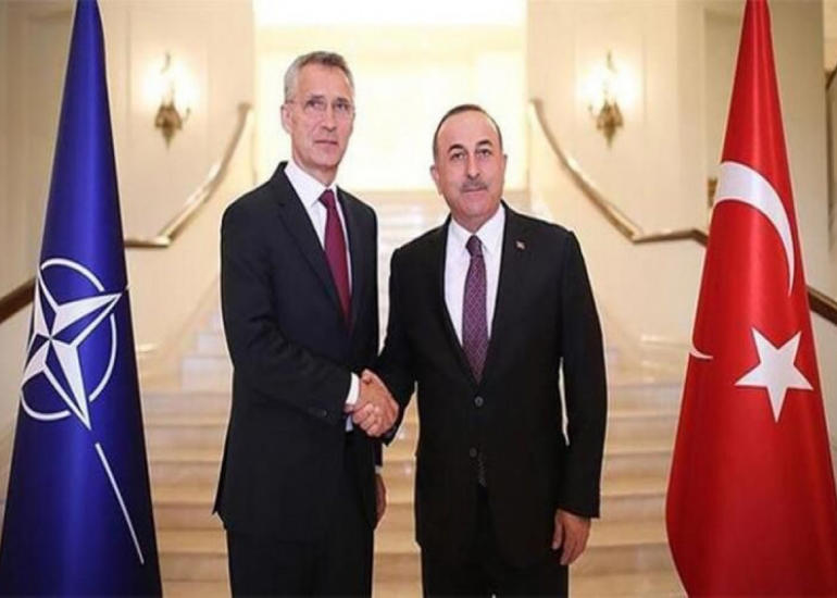 Mövlud Çavuşoğlu ilə NATO-nun baş katibi arasında telefon danışığı olub