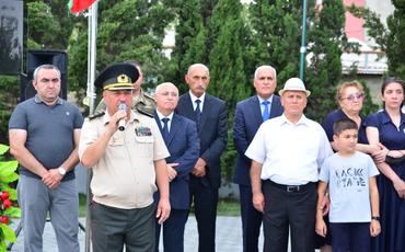 Xətai rayonunda şəhidlərin xatirə löhvələrinin açılış mərasimi keçirilib