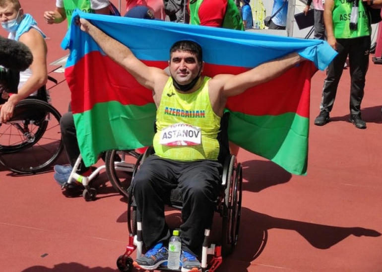 Tokio-2020: Daha bir Azərbaycan paralimpiyaçısı qızıl medal qazanıb və dünya rekordu vurub