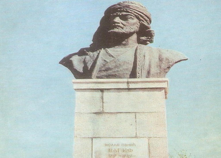 Dahi Azərbaycan şairi Molla Pənah Vaqifin Şuşada büstünün açılışı olub