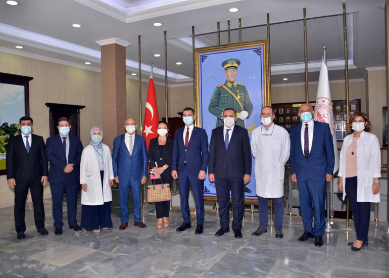 Ramin Bayramlı türk qazilərinə baş çəkib
