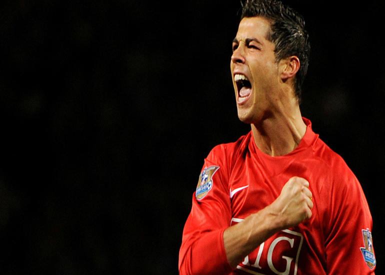 Kriştiano Ronaldo “Mançester Yunayted”lə müqaviləni rəsmiləşdirib