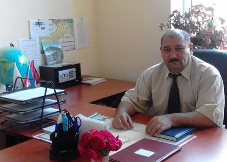 Nə mutlu türkəm deyənə