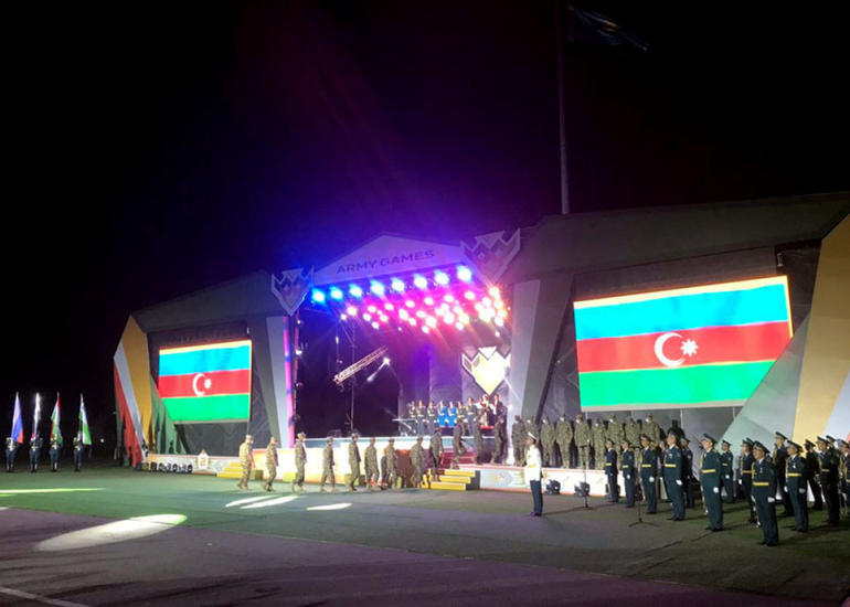 “Artilleriya atəşinin ustaları” müsabiqəsinin bağlanış mərasimi keçirilib