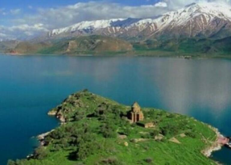 Azərbaycanla sərhəddən 18 erməni kəndi köçür