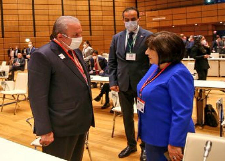 Mustafa Şentop Vyanada Sahibə Qafarova ilə görüşüb