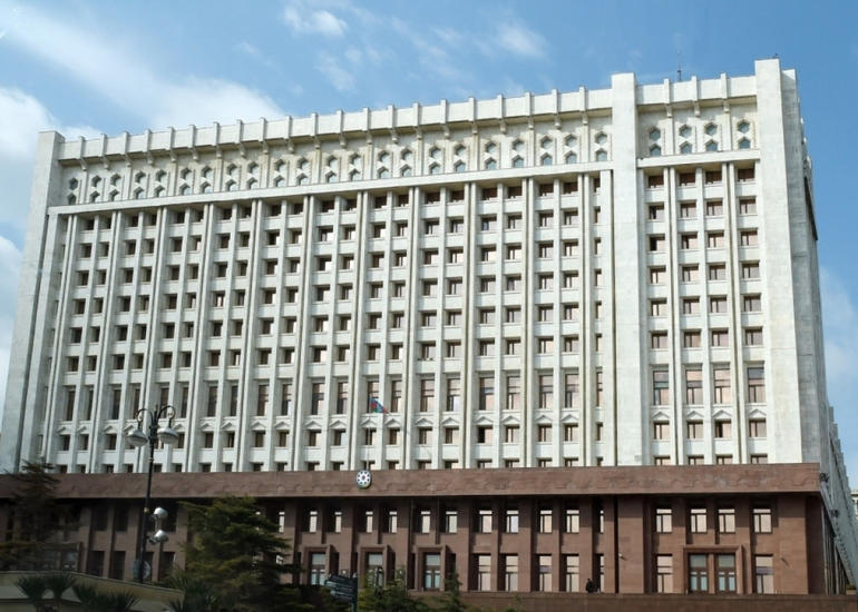 Prezident Administrasiyasının şöbə müdiri partiya rəhbərləri ilə görüş keçirib