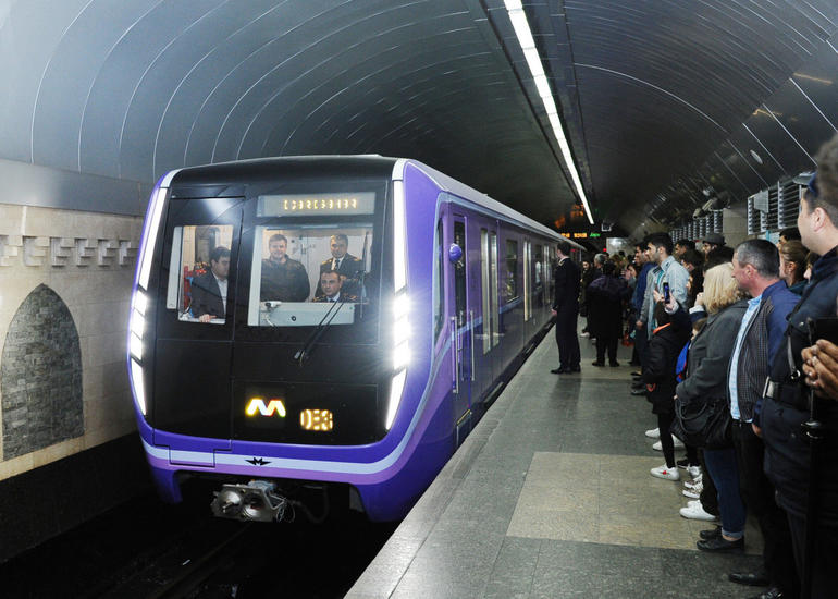 Bakı metrosunun həftəsonları üçün iş rejimi açıqlanıb