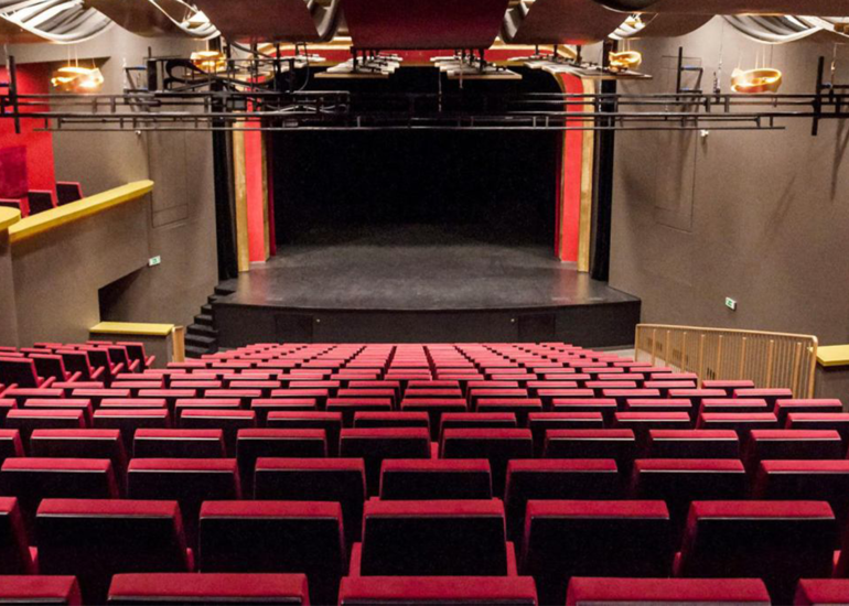 Mədəniyyət Nazirliyi teatr və kinoteatrların açılması ilə bağlı məsələyə aydınlıq gətirib