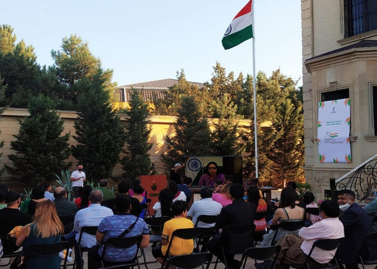 Hindistanın Bakıdakı Səfirliyi Hind Dili Gününü qeyd edib