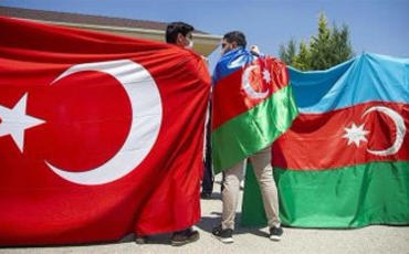 Türkiyə səfiri Bakının qurtuluşu ilə bağlı paylaşım edib