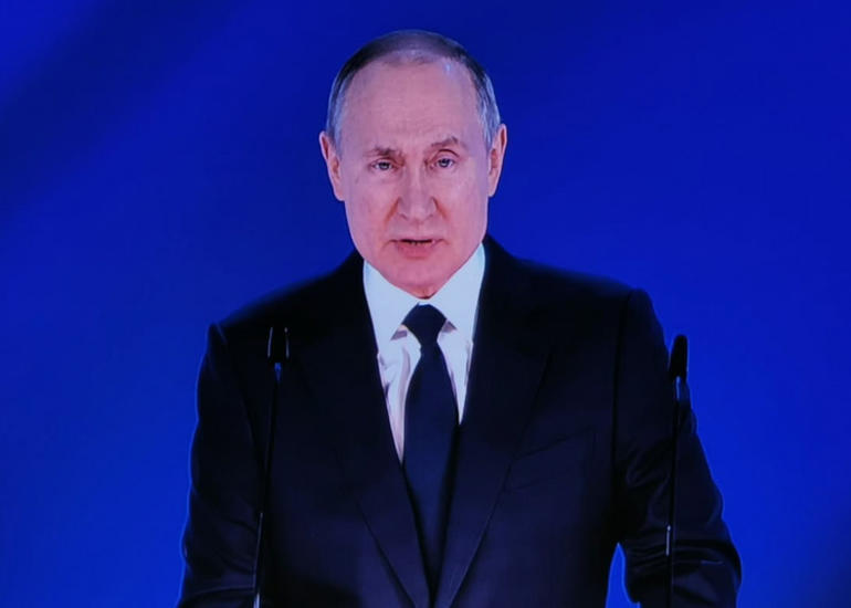 Putin: “Mənim növbəti dəfə prezident seçilmək hüququm var”