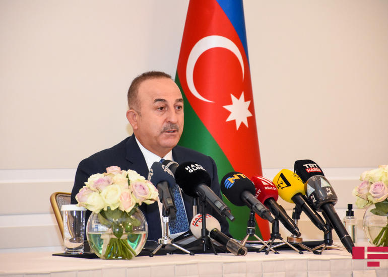 Çavuşoğlu: “Azərbaycanla Ermənistan arasında Zəngəzur dəhlizi reallaşmalıdır”