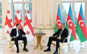 Prezident İlham Əliyev Gürcüstanın Baş naziri ilə görüşüb