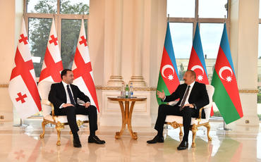 Prezident İlham Əliyev Gürcüstanın Baş naziri ilə görüşüb