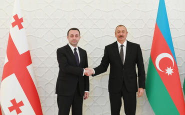 Prezident İlham Əliyev Gürcüstanın Baş naziri ilə görüşüb