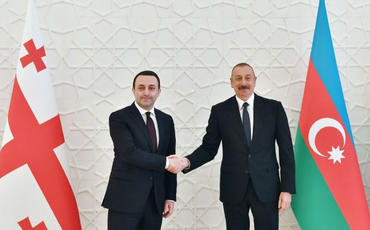 Prezident İlham Əliyev Gürcüstanın Baş naziri ilə görüşüb