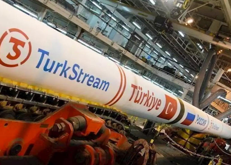 “Qazprom” "Türk axını" ilə Macarıstan və Xorvatiyaya qazın tədarükünə başlayıb