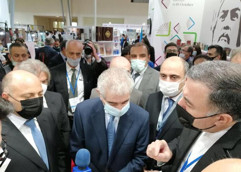 Nizami Gəncəvinin "Yeddi Gözəl" əsərinin tərcüməsinin təqdimatı keçirilib