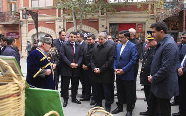 Gəncədə Nizami Gəncəvinin 880 illik yubileyinə həsr olunmuş ümumşəhər tədbiri keçirilib
