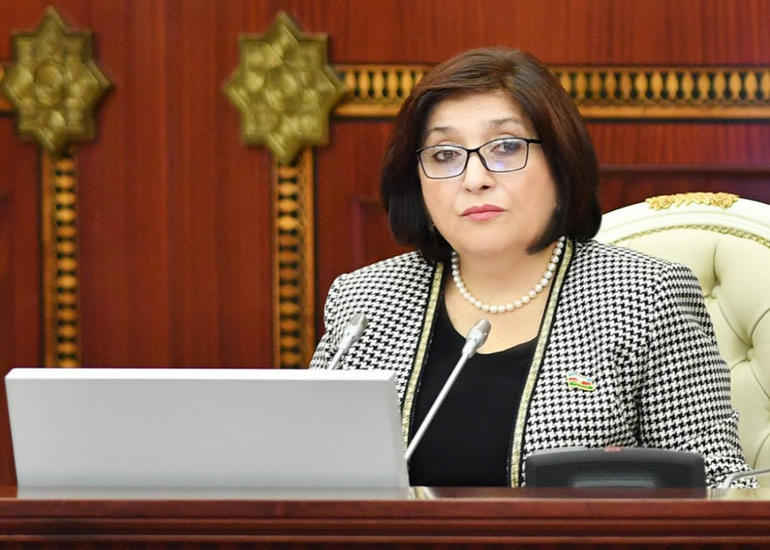 Sahibə Qafarova Türkiyəyə getdi