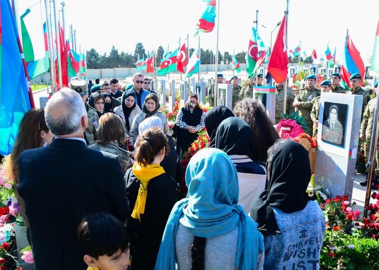 Vətən Müharibəsi şəhidi Əliyev Malik Təvəkkül oğlunun anım günü qeyd edilib