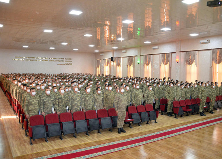 Əfqanıstanda xidmət etmiş Azərbaycan sülhməramlıları təltif edilib