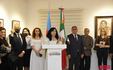 Bakıda Meksika səfirinin fotosərgisi açılıb