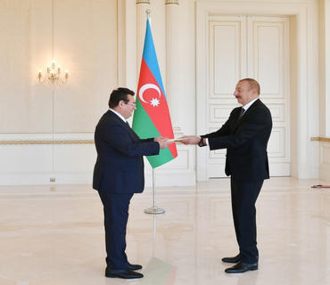 category photo