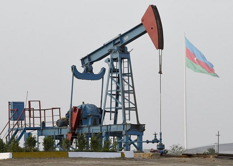 Azərbaycan neftinin qiyməti 101 dollara yaxınlaşıb
