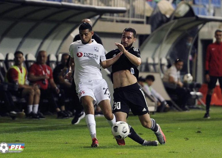 "Qarabağ" "Neftçi"ni darmadağın edib