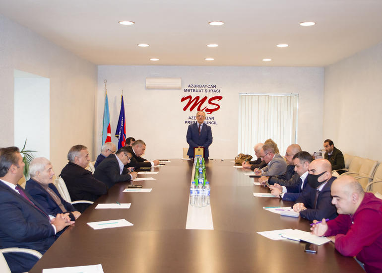 Mətbuat Şurasının təşəbbüsü ilə “Şərq” qəzetinin 25 illiyi ilə bağlı toplantı keçirilib