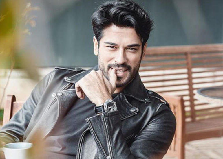 Burak Özçivit məhkəməyə verildi