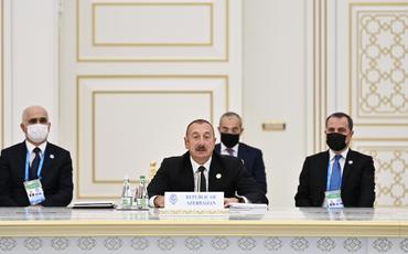 Prezident İlham Əliyev Aşqabadda İƏT-in XV Zirvə toplantısında çıxış edib