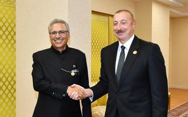 Prezident İlham Əliyevin Pakistan Prezidenti Arif Alvi ilə görüşü olub