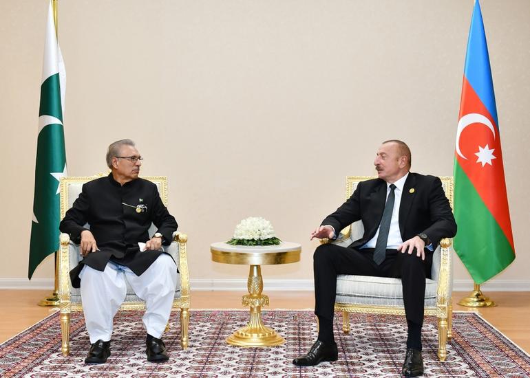 Prezident İlham Əliyevin Pakistan Prezidenti Arif Alvi ilə görüşü olub