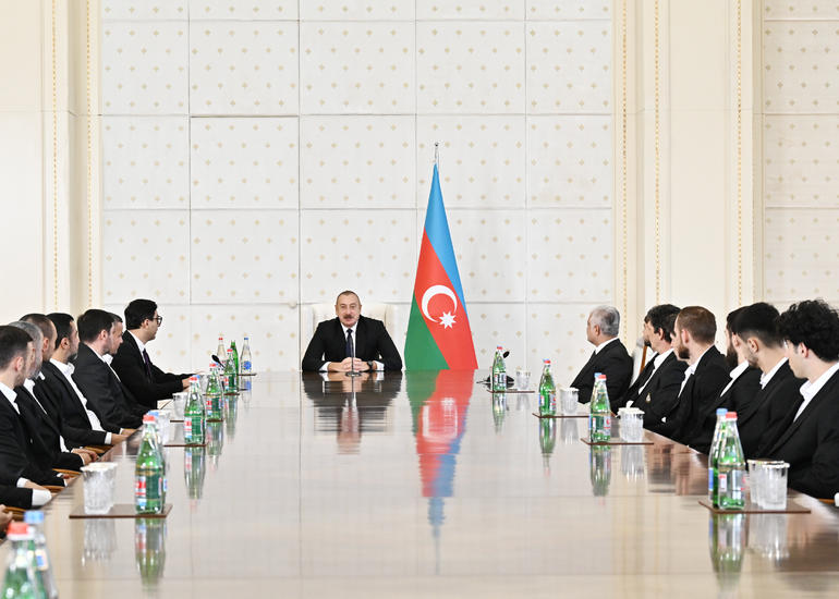 Prezident: “Düşmənə elə zərbə vurduq ki, bütün dünya bizim Qələbəmizlə bağlı artıq bir söz deyə bilmir”