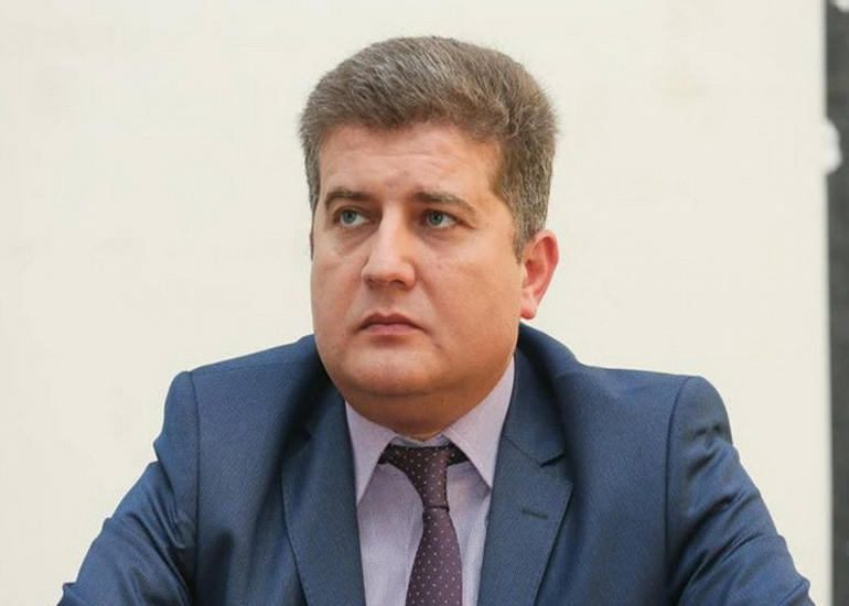 Deputat “Media haqqında” qanun layihəsinin bəzi müddəalarını tənqid edib