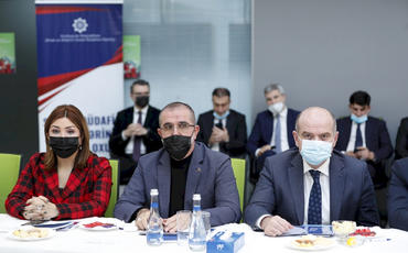 Sahil Babayev media rəhbərləri ilə görüşüb