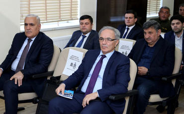 BAMF-ın təşkilatçılığı ilə AzTV-də “Səngər adamları” kitabının təqdimatı keçirilib
