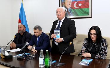 BAMF-ın təşkilatçılığı ilə AzTV-də “Səngər adamları” kitabının təqdimatı keçirilib