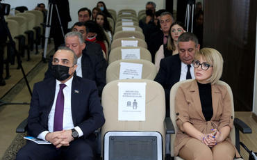 BAMF-ın təşkilatçılığı ilə AzTV-də “Səngər adamları” kitabının təqdimatı keçirilib