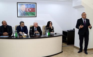 BAMF-ın təşkilatçılığı ilə AzTV-də “Səngər adamları” kitabının təqdimatı keçirilib