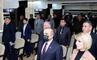 BAMF-ın təşkilatçılığı ilə AzTV-də “Səngər adamları” kitabının təqdimatı keçirilib