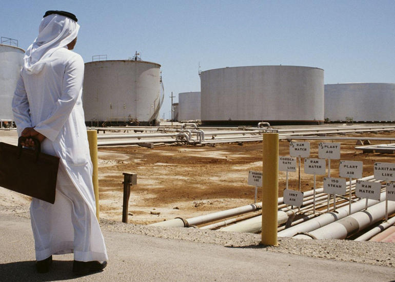 "Saudi Aramco" Asiyadakı alıcılar üçün neftin qiymətini endirib