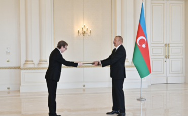 Prezident İlham Əliyev Əlcəzairin yeni səfirinin etimadnaməsini qəbul edib