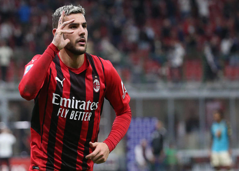 “Milan” Teo Ernandeslə müqaviləni uzadıb