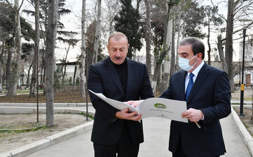 Prezident İlham Əliyev Gəncə Memorial Kompleksinin təməlini qoyub